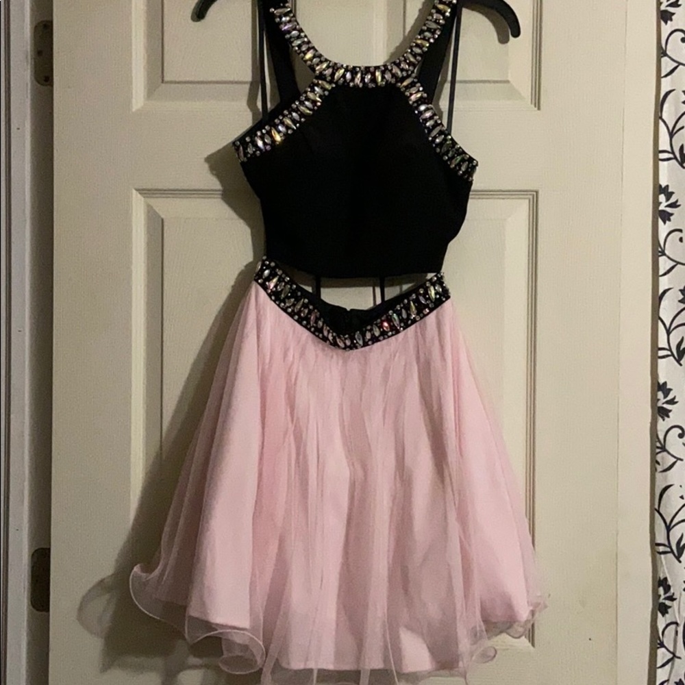 Prom dress / homecoming dress